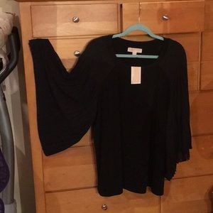Black night blouse.